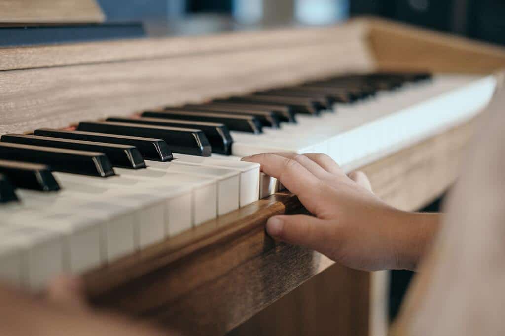 Piano Keys Explained | A Simple Guide For Beginners