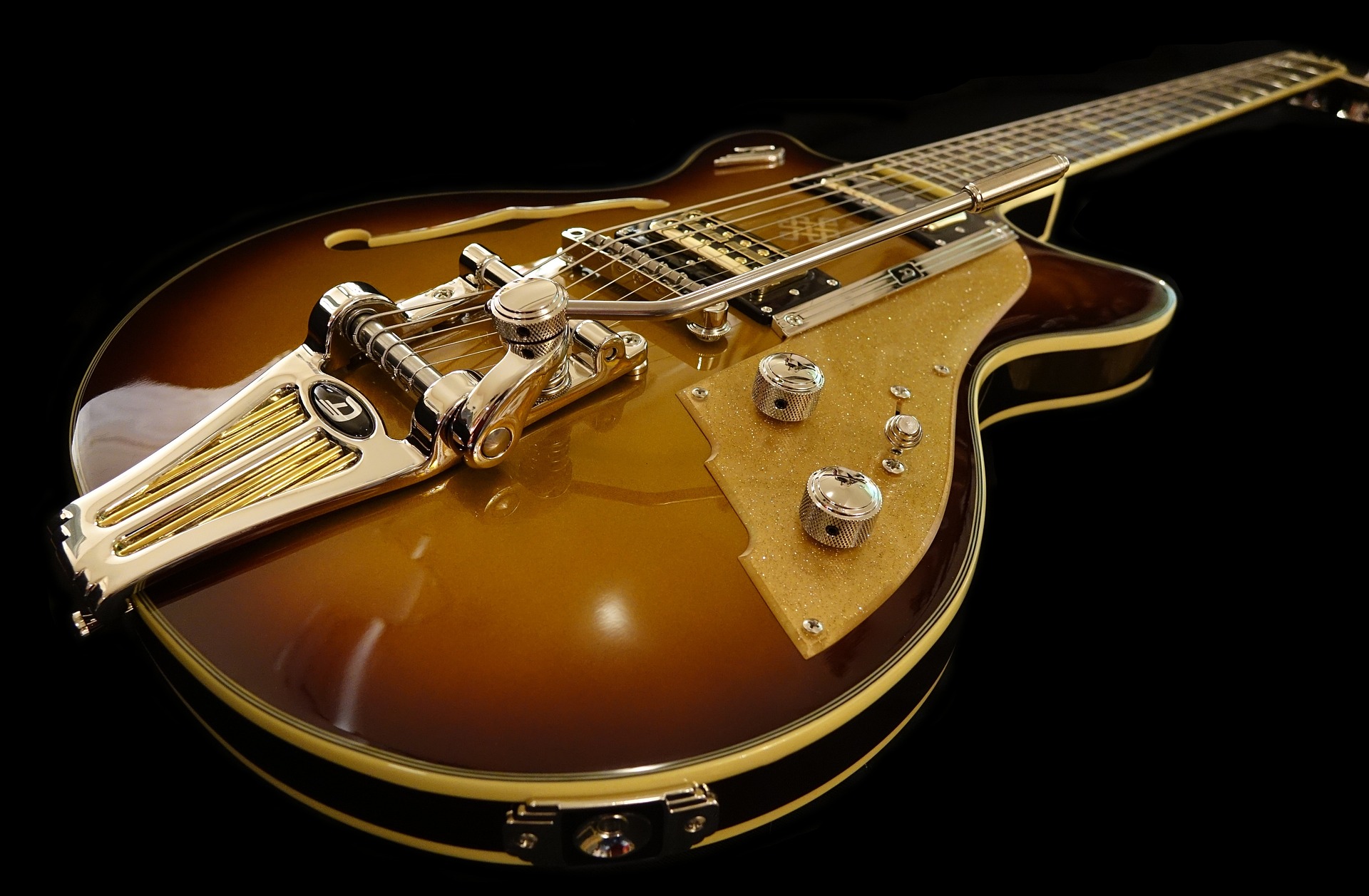 Materials Matter - Comparing Different Guitar Pick Materials