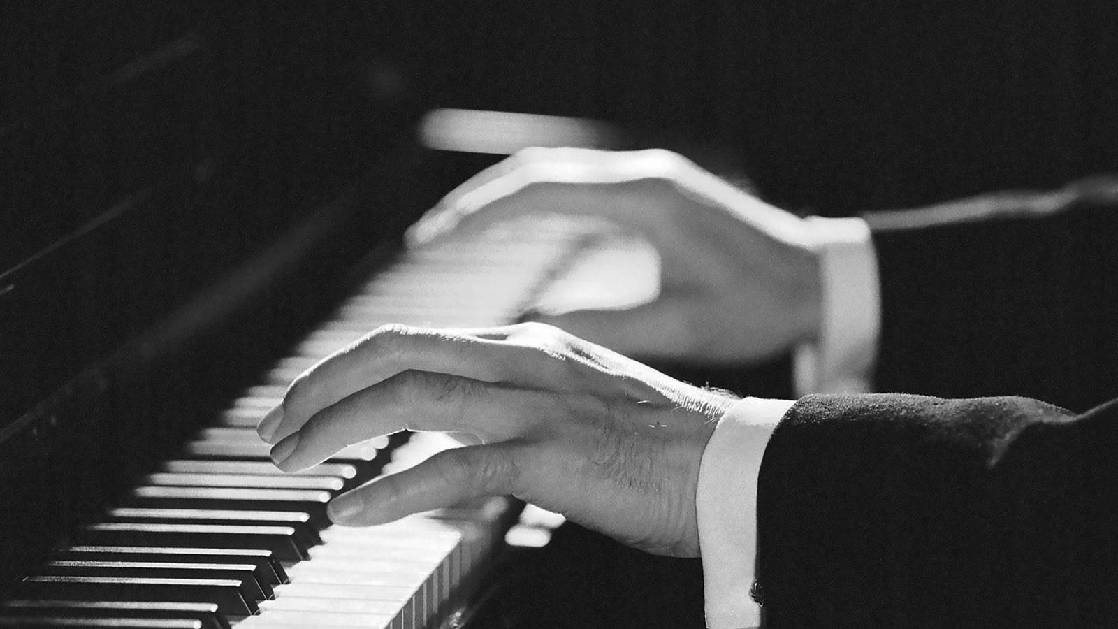 58 Easy Piano Songs For Beginners With Clear Difficulty Cues