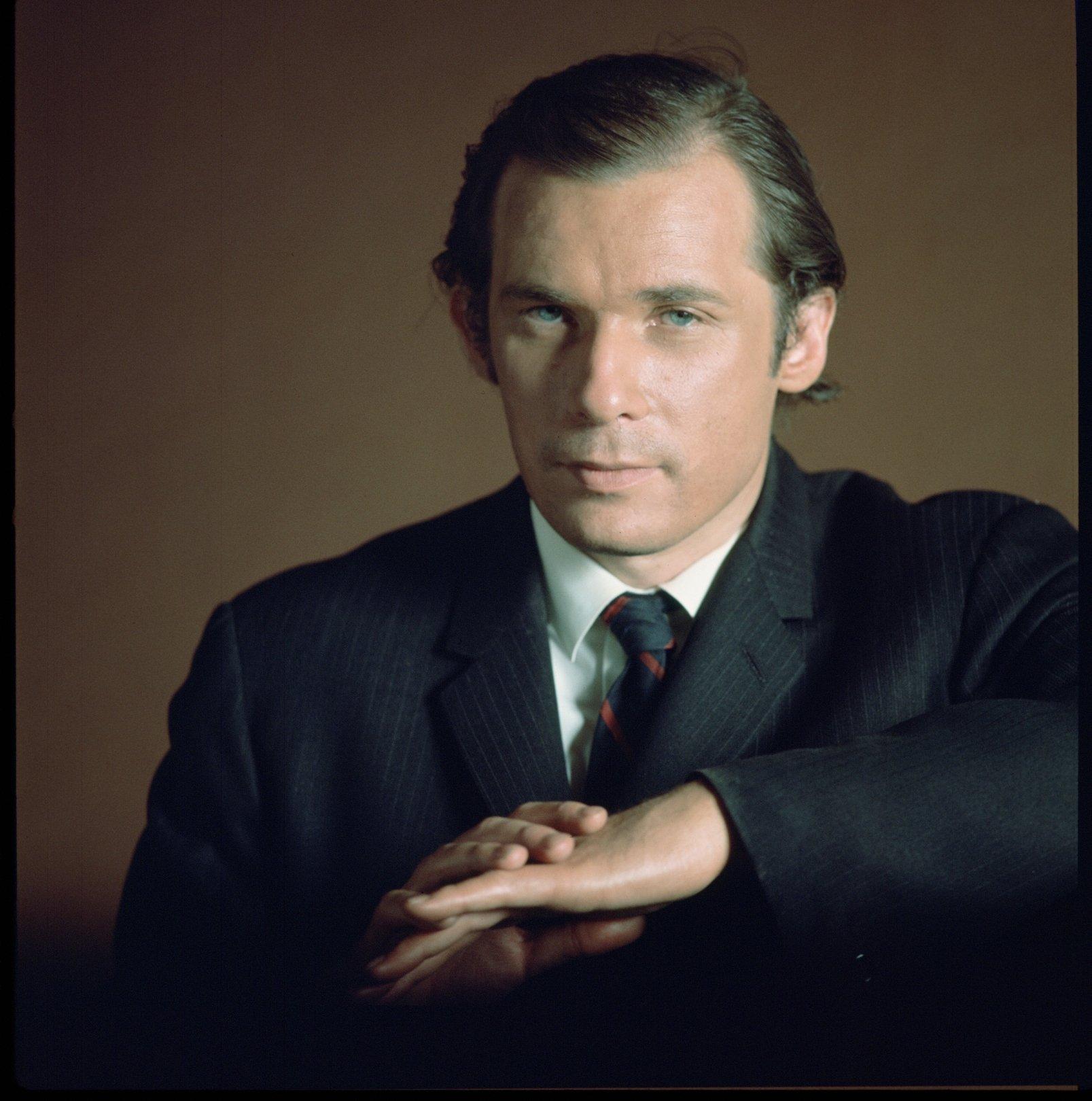 Glenn Gould: Life, Career, And Lasting Musical Influence