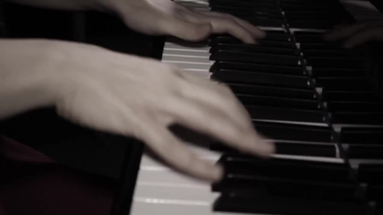 Top 10 Famous Pianists From London - Legends Who Shaped The Sound